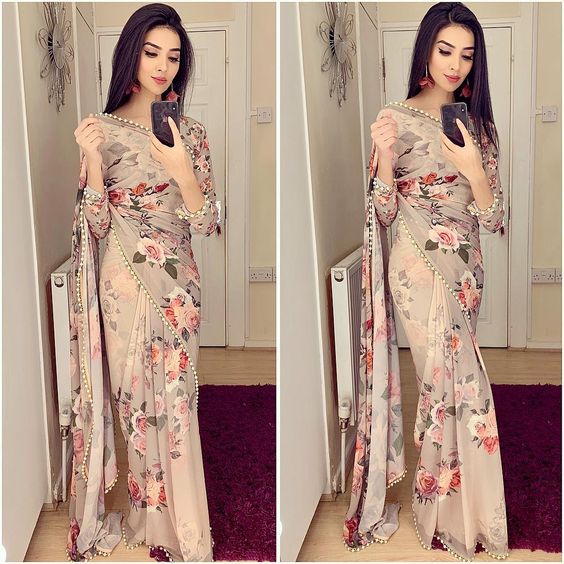 Long Sleeve blouse with floral print saree