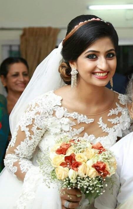 Christian Engagement Wedding Hairstyle & Makeup | Kerala Bridal Makeup  Artist Simi's Bridal Makeover Studio- Kottayam | Getting ready for  engagement or marriage Call for bookings - ☎️ 9495523438  #Christianmakeupartist #keralamakeupartist ...