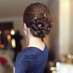 20 Beautiful Hairstyles for Christian Brides - Candy Crow