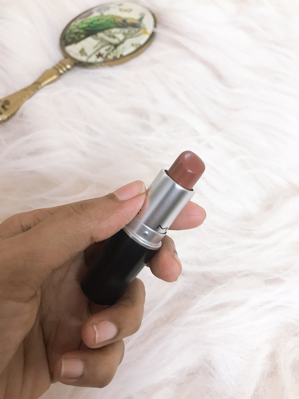 MAC Lustre Lipstick Touch Review