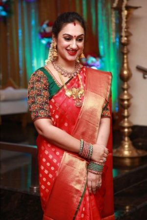 70 Red Silk Saree and Blouse Designs For Wedding - Candy Crow