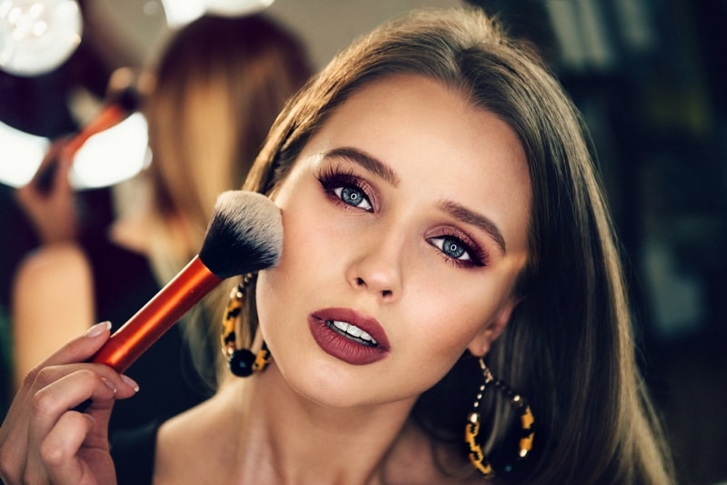Mastering Base Makeup - Your Complete Guide